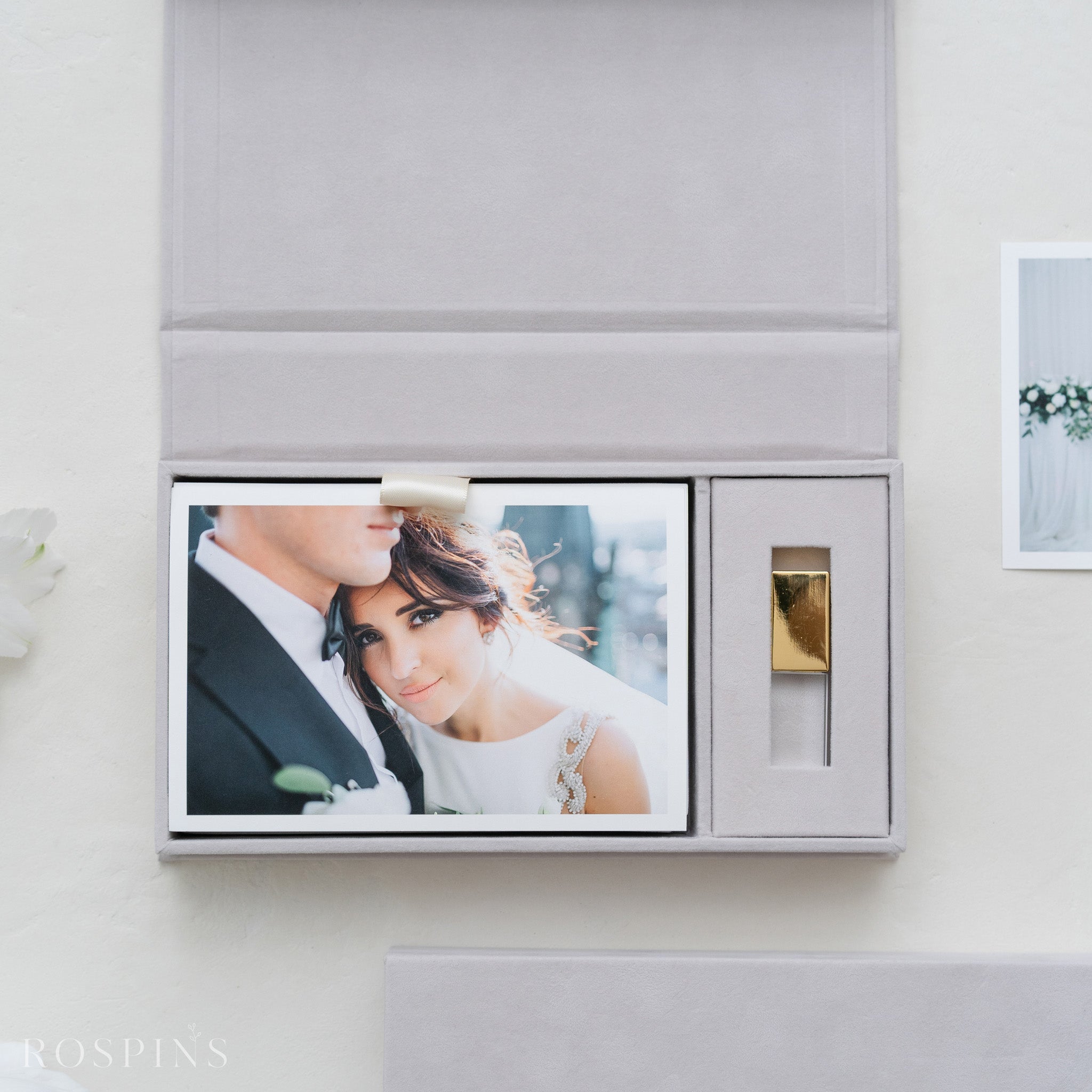 Velvet Photo & USB Box - Pale Grey