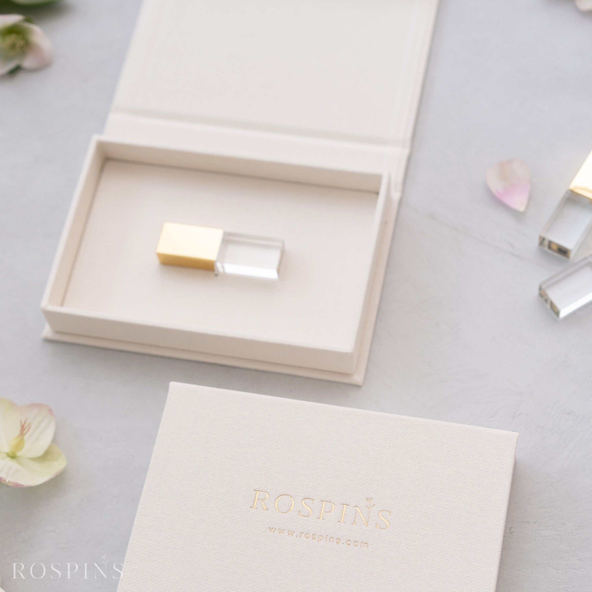 Linen USB Box -Creamy White