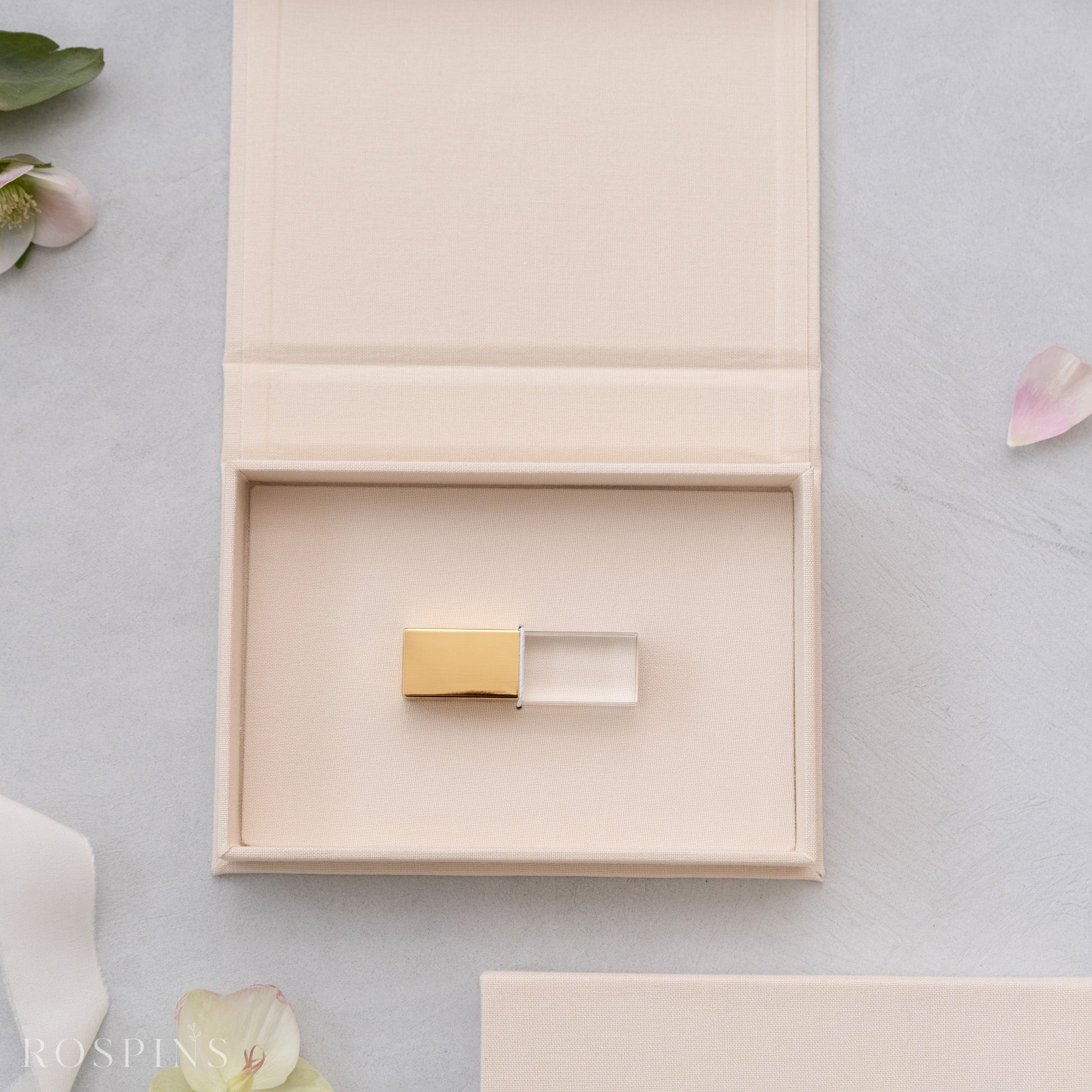 Linen USB Box -Ivory