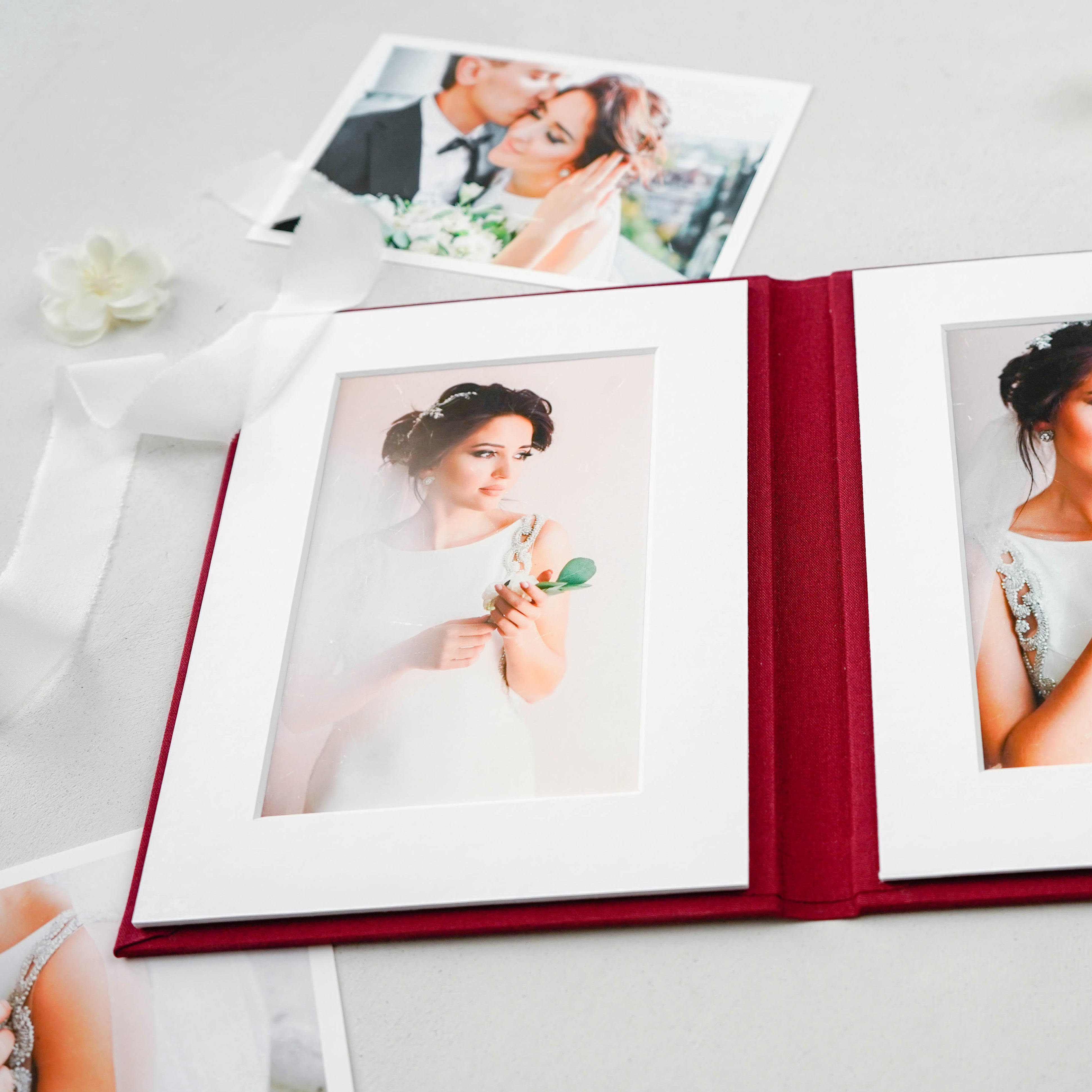 Linen Matted Folio - Red