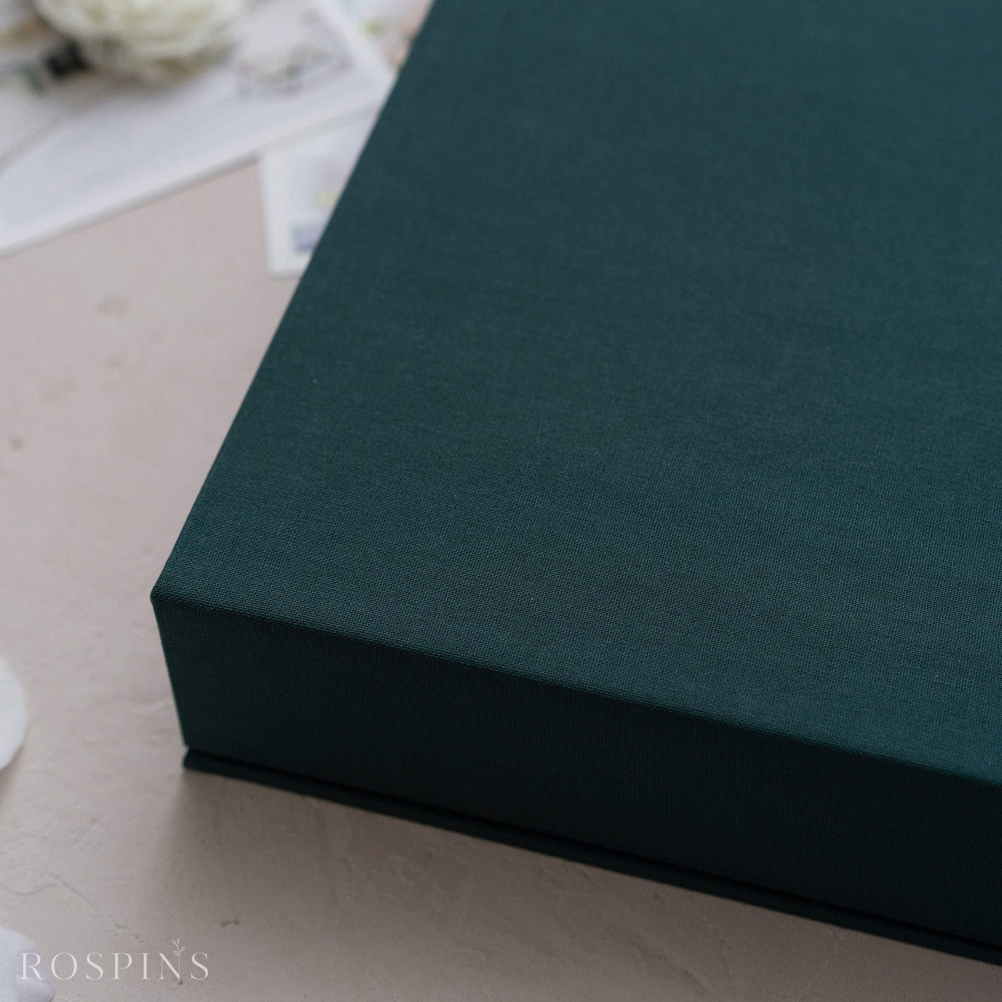 Linen Four-Compartment Photo & USB Box - Emerald Green