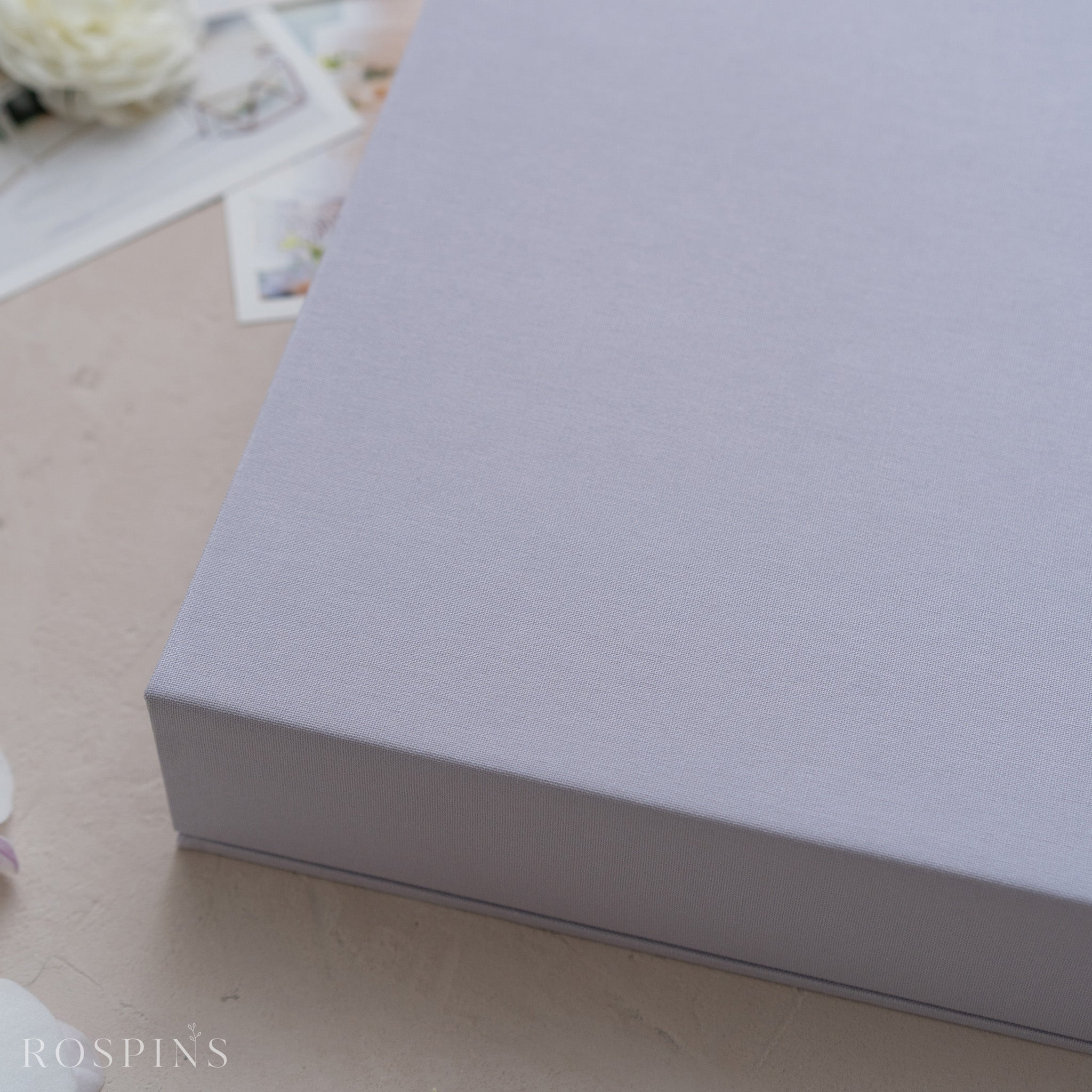Linen Four-Compartment Photo & USB Box - Pale Violet
