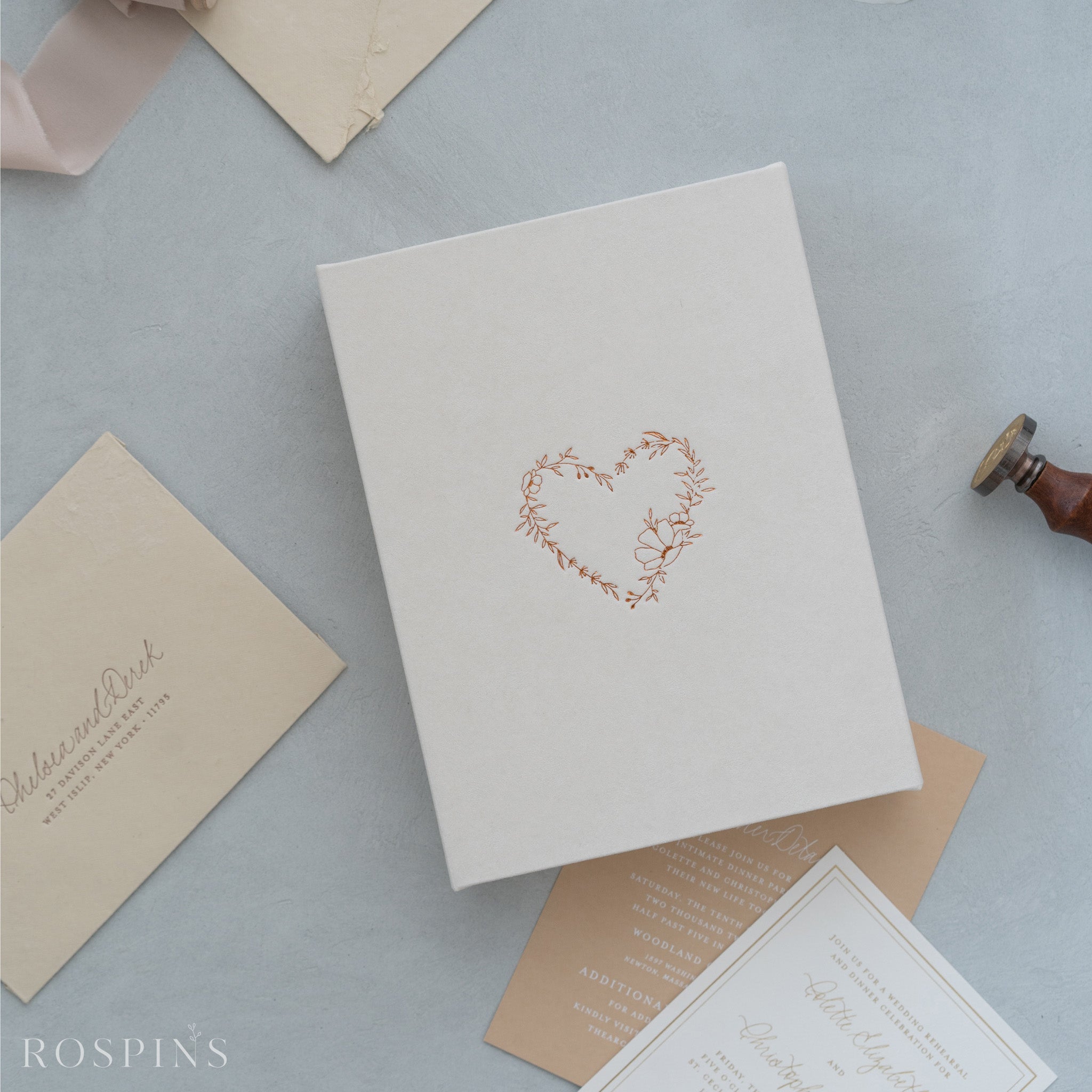 Velvet Invitation Box - Champagne