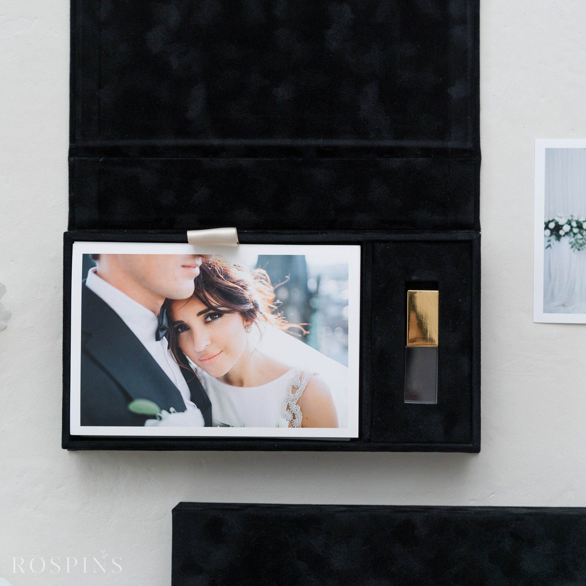 Velvet Photo & USB Box - Black