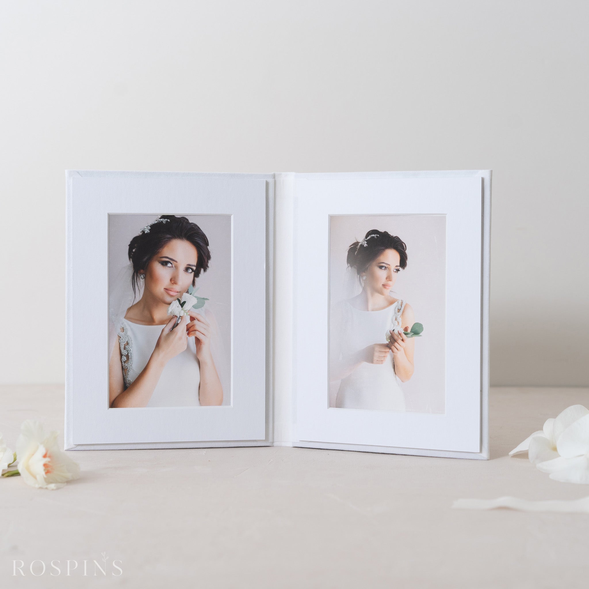 Velvet Matted folio - Bright White